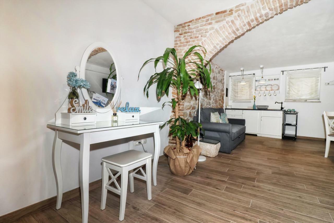 Cozy Apartment Mari 罗维尼 外观 照片