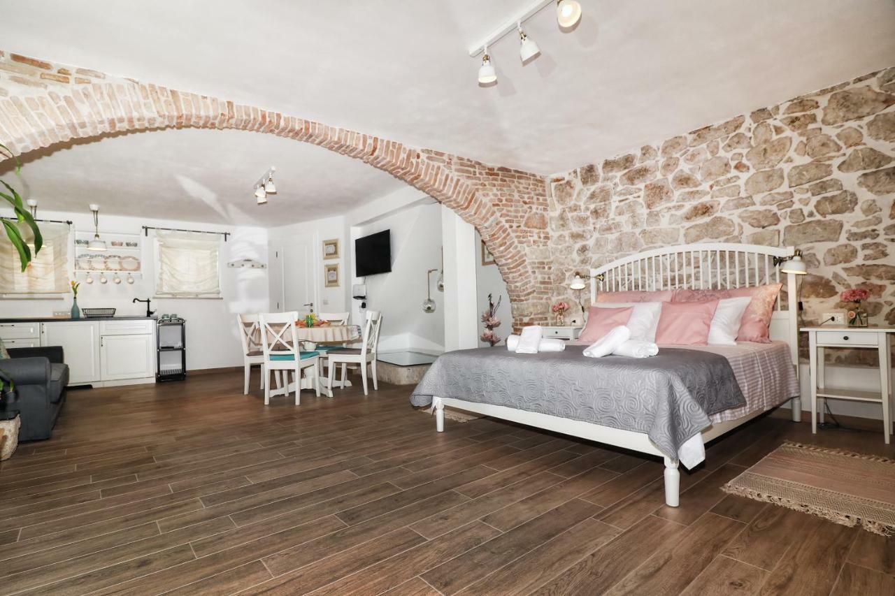 Cozy Apartment Mari 罗维尼 外观 照片